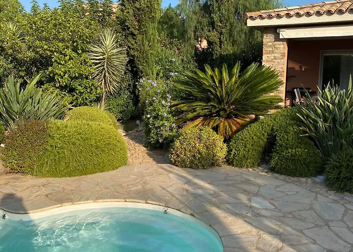 Avec Piscine Privee A 10 Min Porto-vecchio 펜션